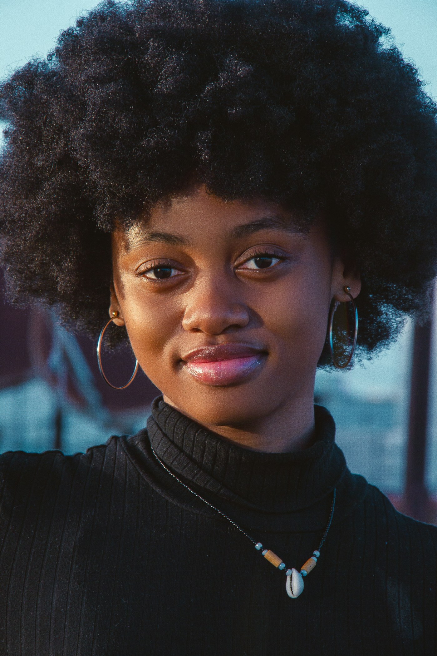 Coily hair with volume and definition